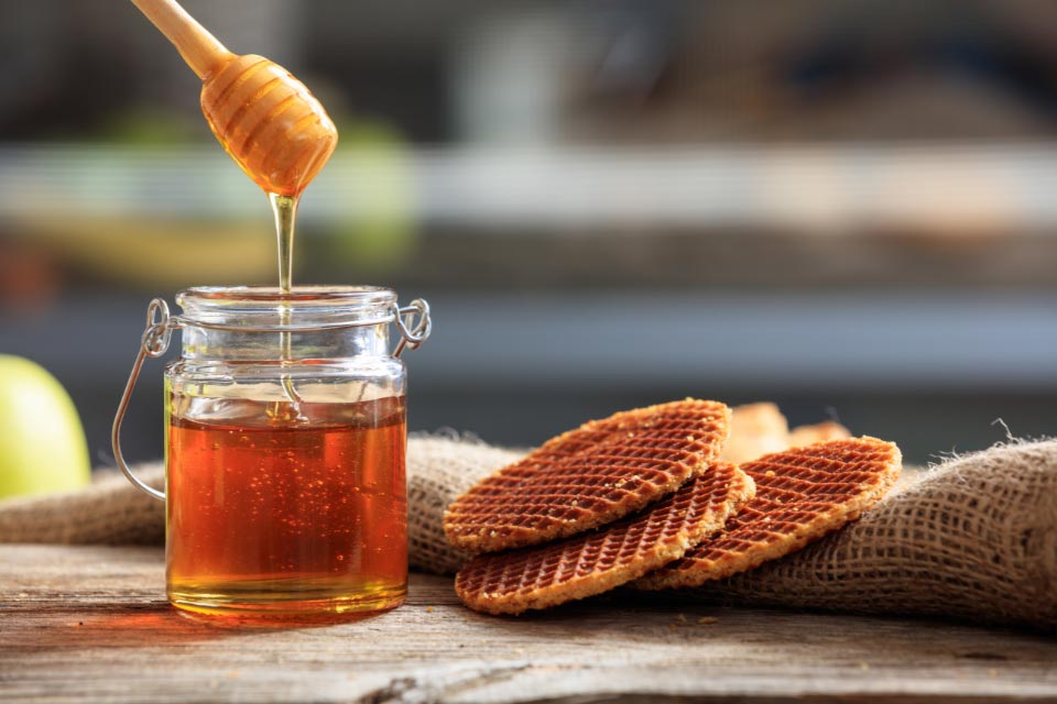 【蜂蜜保存技巧】吃不完的蜂蜜保存在冰箱可以嗎？蜂蜜保存多久5分鐘快速看